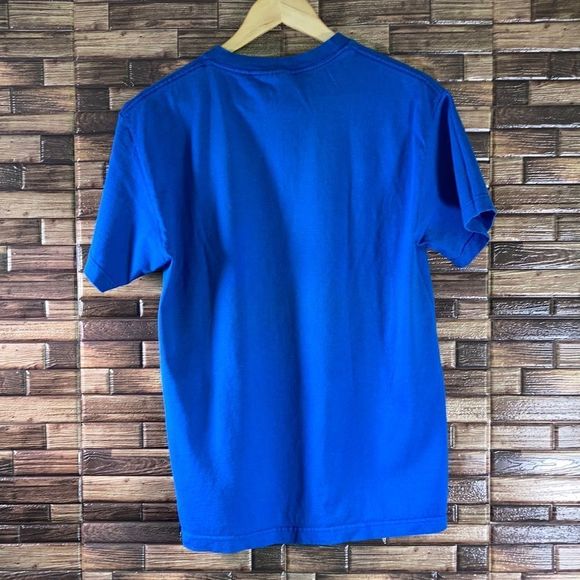 Vintage 2000 like new condition Mighty Mouse mens Medium shirt - Picture 2 of 8